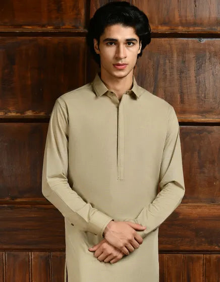 Men’s Shalwar Kameez with Traditional Collar – Timeless Kurta Suit for Every Occasion